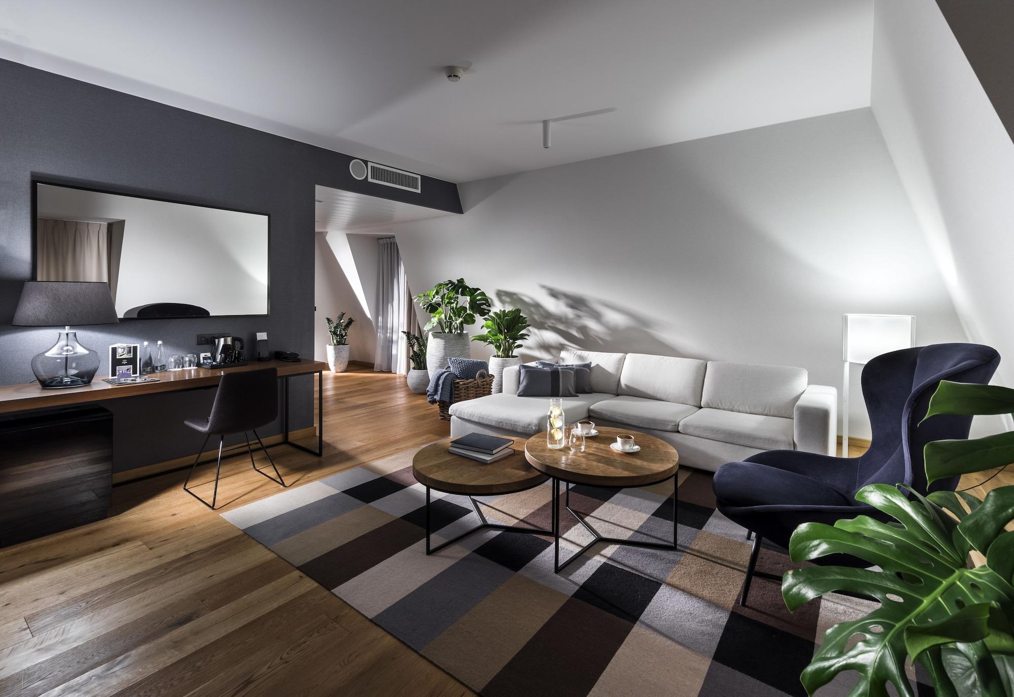 גדנסק Hotel Sadova מראה חיצוני תמונה