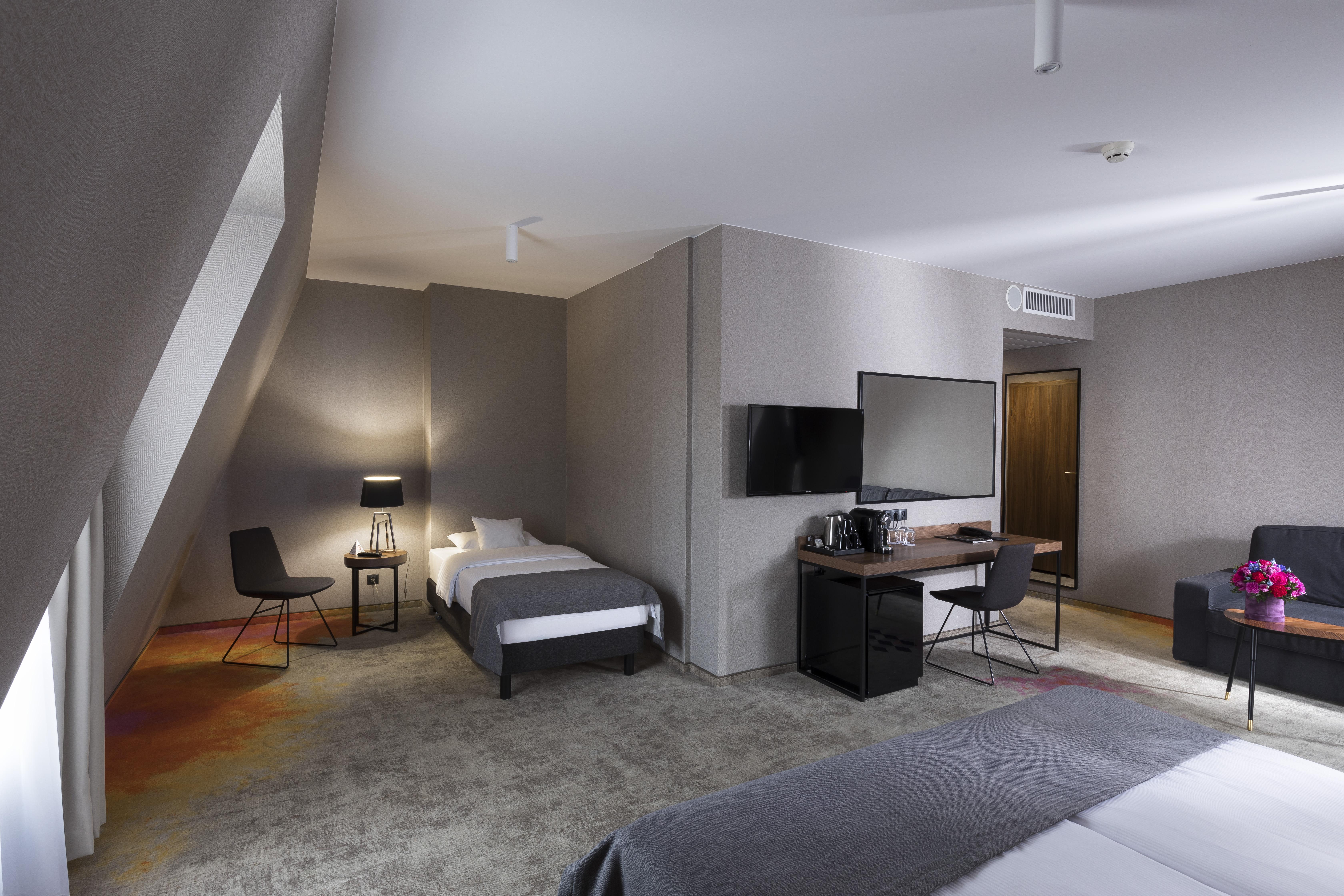גדנסק Hotel Sadova מראה חיצוני תמונה